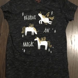 1 black and silver cat and jack shirt